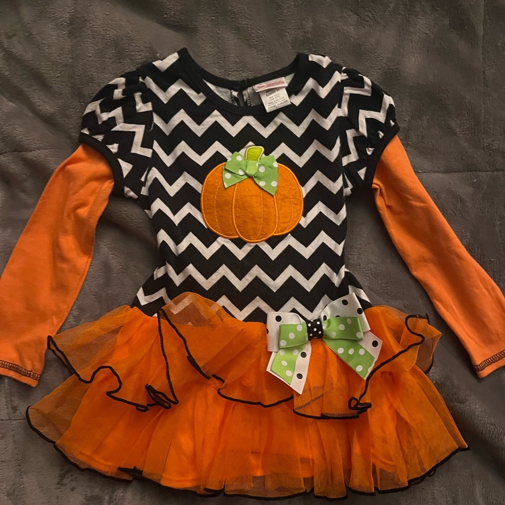 Youngland Chevron Pumpkin Costume with Orange and Black